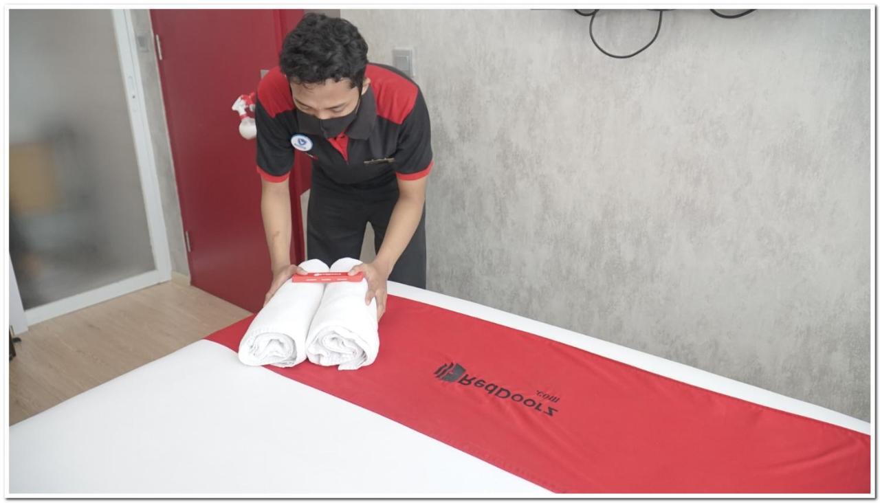 Reddoorz Syariah Near Exit Tol Malang Hotel Екстериор снимка