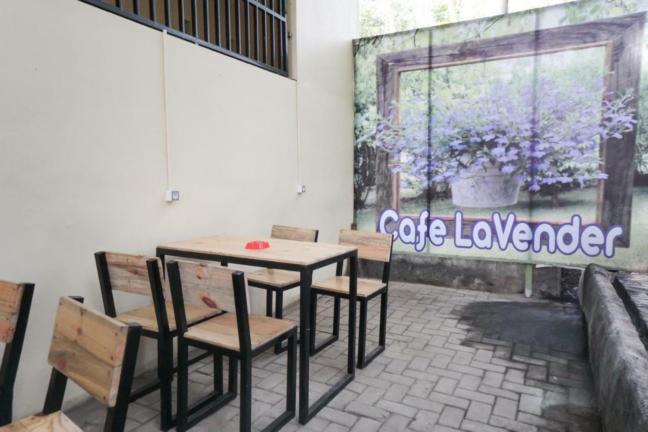 Reddoorz Syariah Near Exit Tol Malang Hotel Екстериор снимка